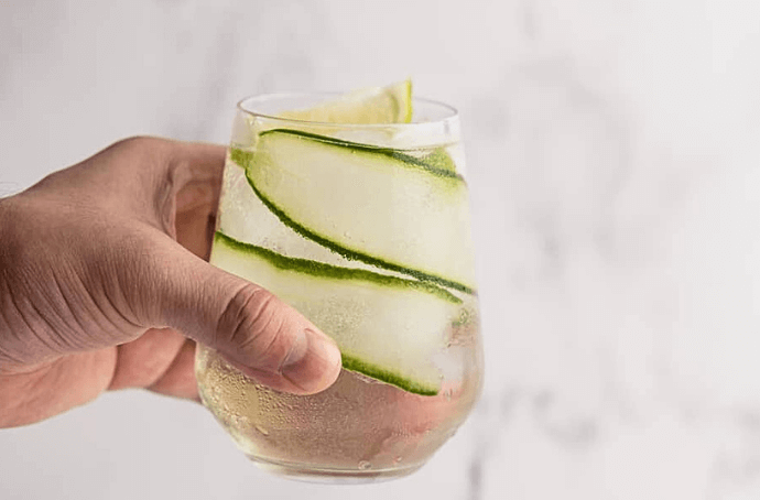 Pravda Vodka 3L Miksologia